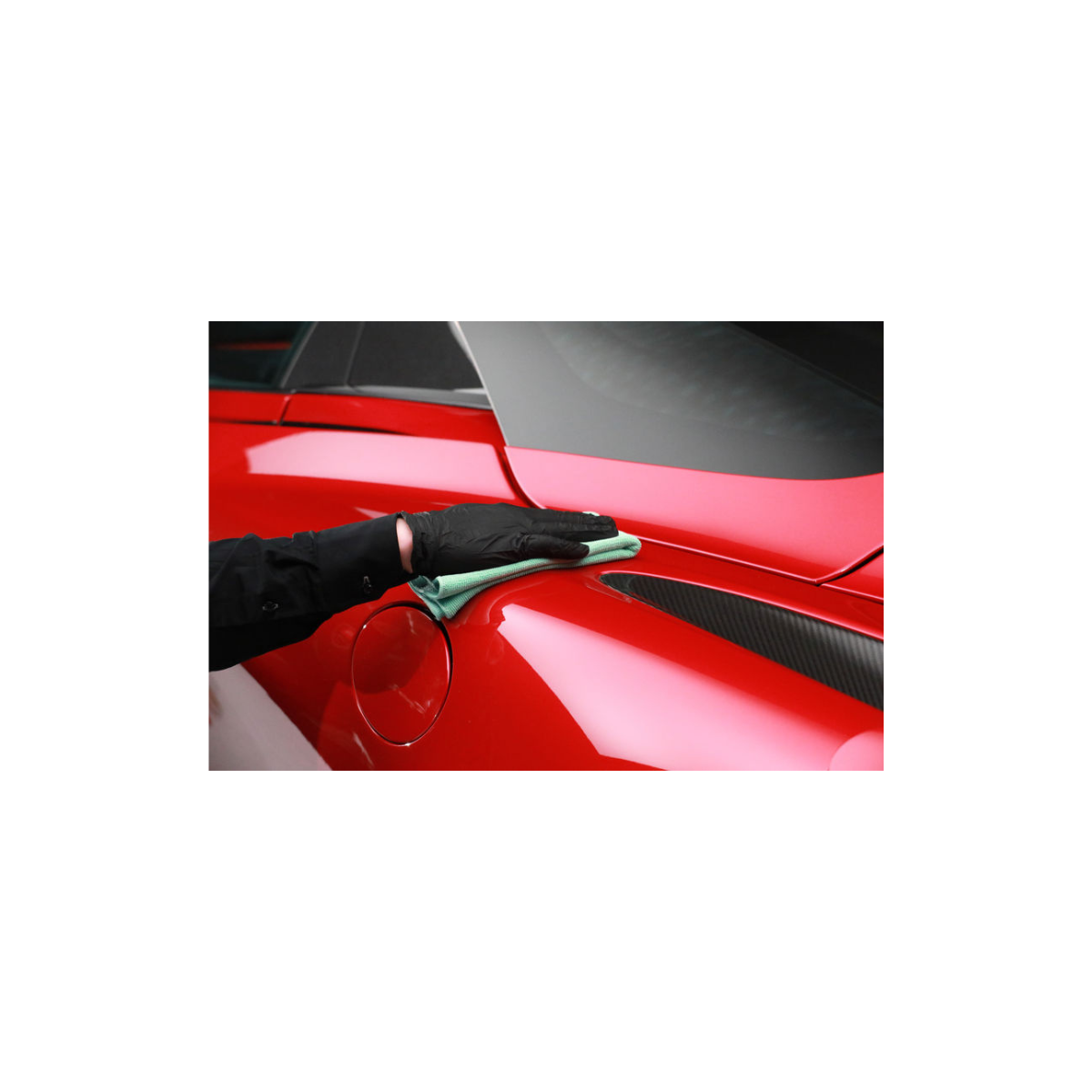 ULTRA HIGH DEFINITION CERAMIC COATING 陶瓷鍍膜組