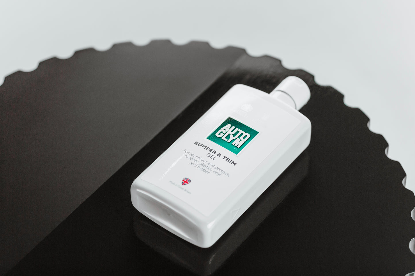 BUMPER & TRIM GEL 輪胎塑料保護劑